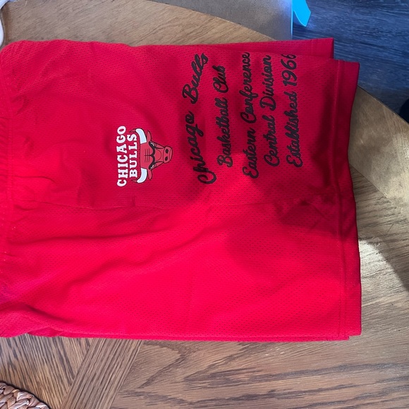 New - Picture 2 of 2